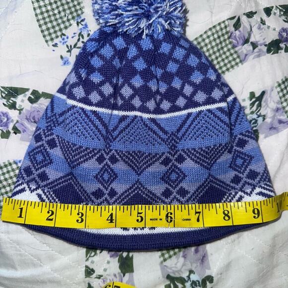 NWT Girl’s Small LL Bean Snowscape Pom Pom Fleece Lined Winter Hat - Picture 5 of 5